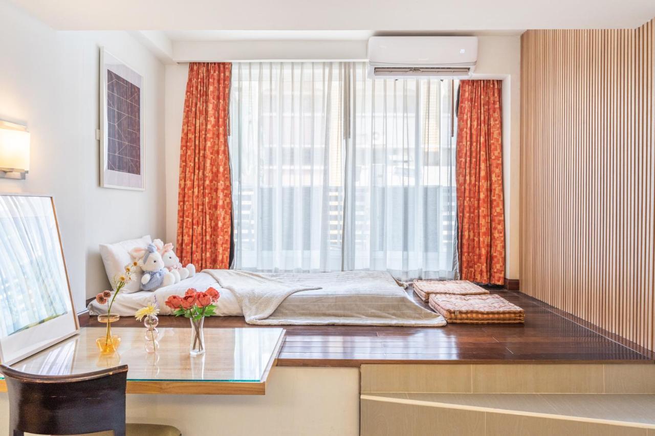 P2 Boutique Hotel Банкок Екстериор снимка