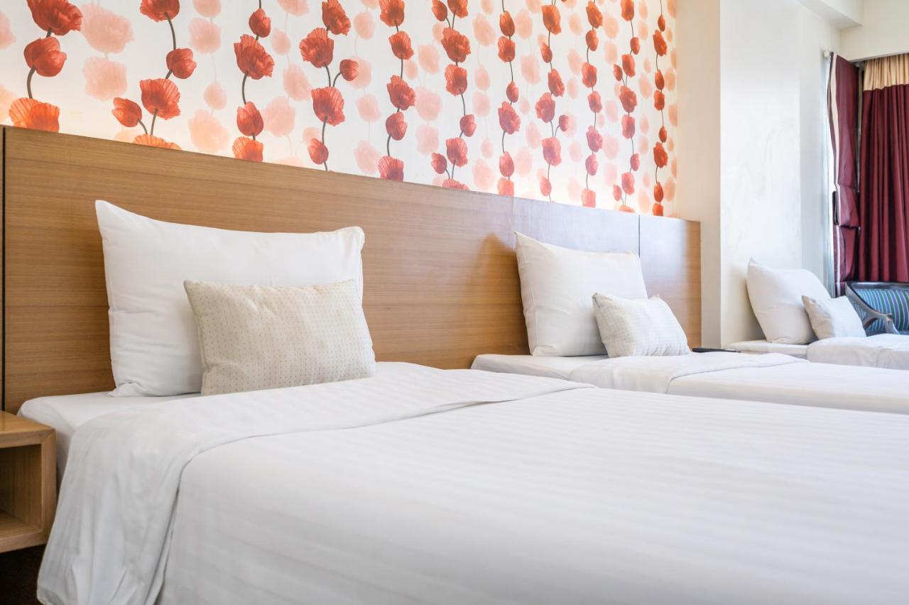 P2 Boutique Hotel Банкок Екстериор снимка