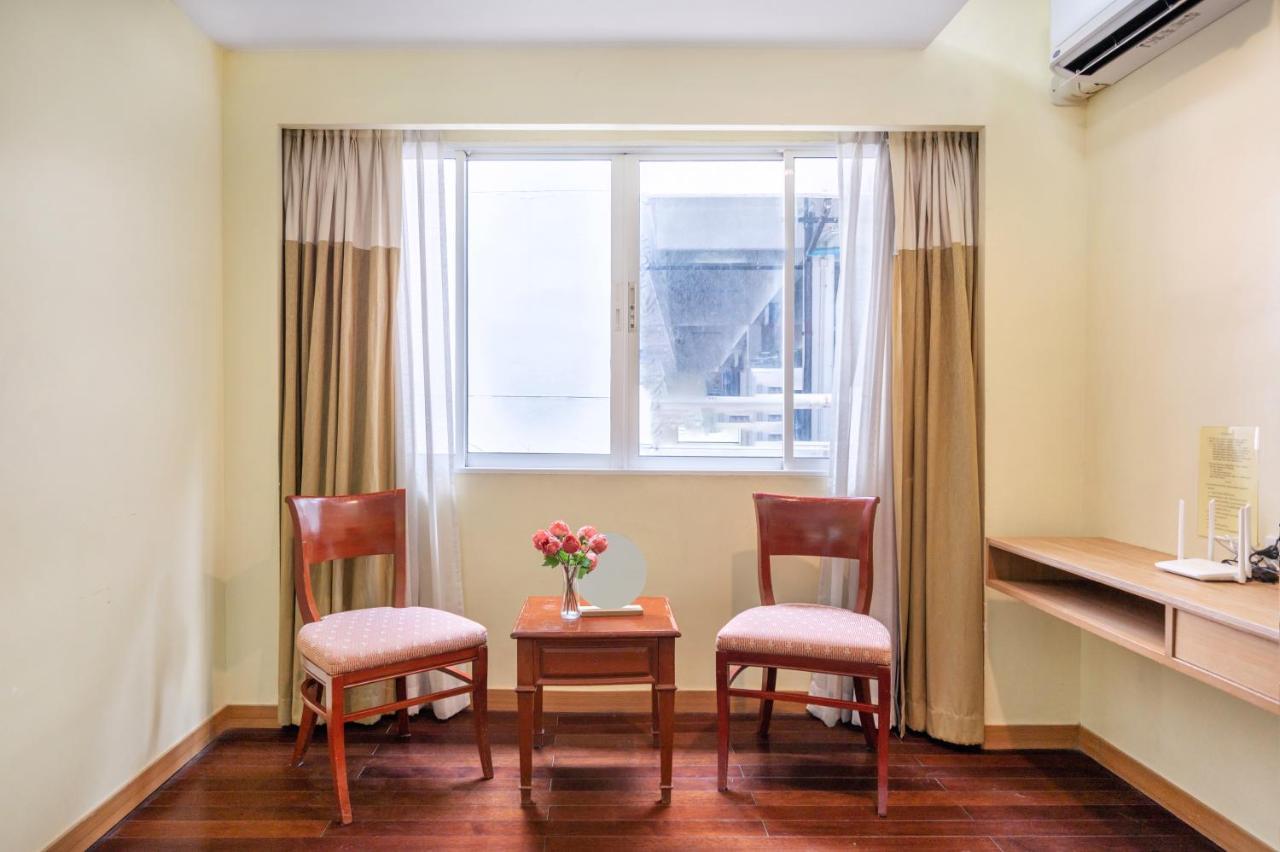 P2 Boutique Hotel Банкок Екстериор снимка