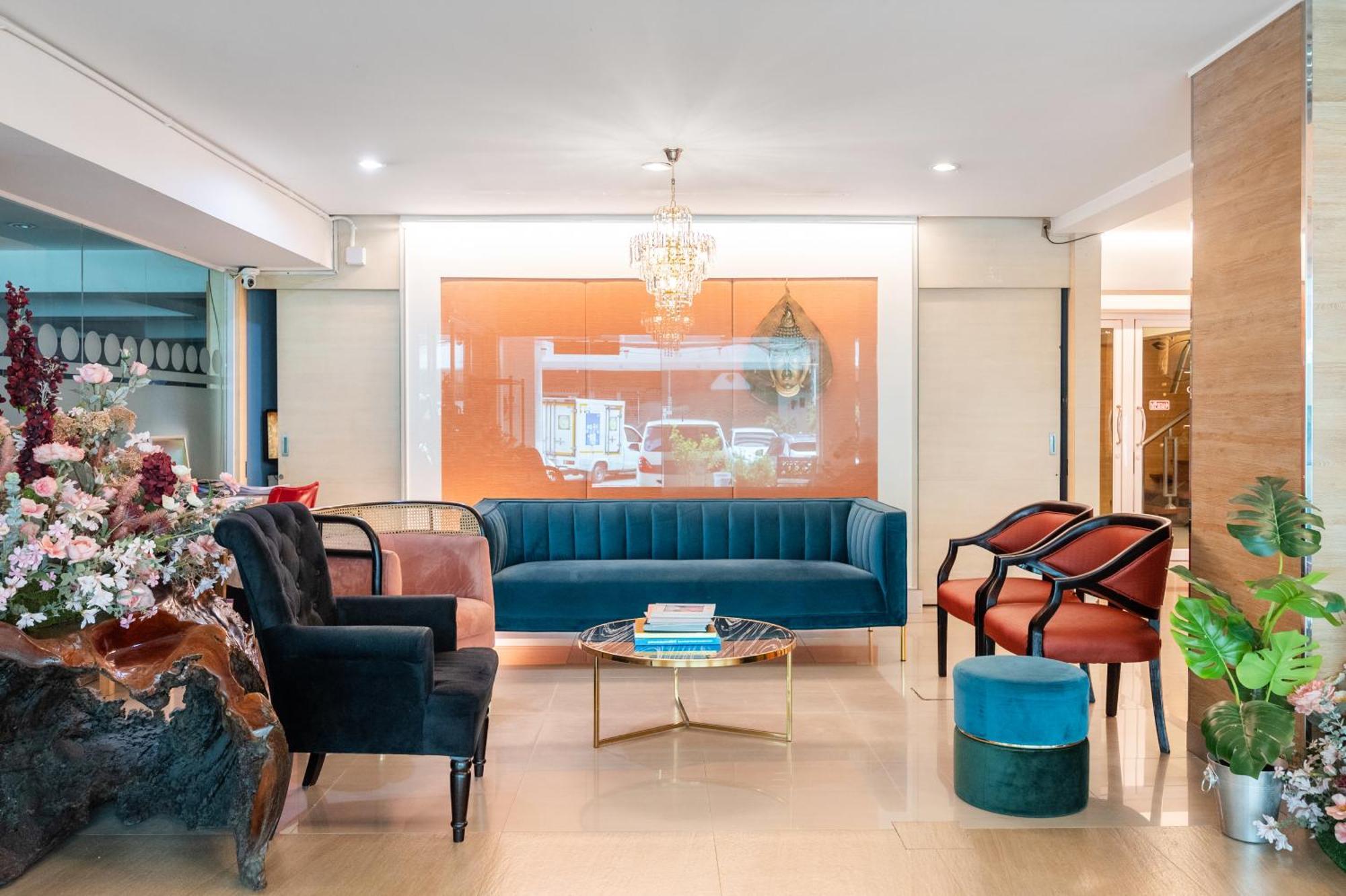 P2 Boutique Hotel Банкок Екстериор снимка